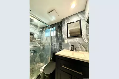 88-30 215th Place, Queens Village, NY 11427 - Photo 24