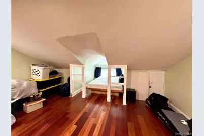 88-30 215th Place, Queens Village, NY 11427 - Photo 16