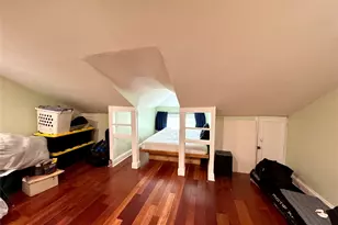 88-30 215th Pl, Queens Village, NY 11427 - Photo 16