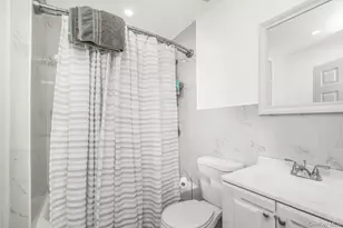 819 E 223rd St, Bronx, NY 10466 - Photo 8