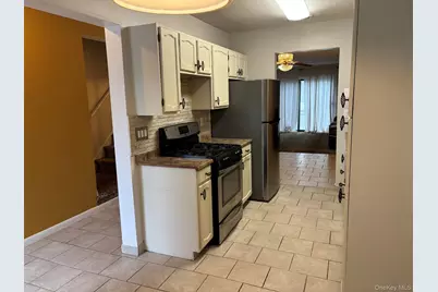 92 Lake Ridge Cove, Mohegan Lake, NY 10547 - Photo 4