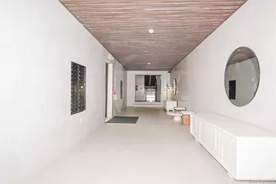 315 1M W Broadway #1M, Long Beach, NY 11561 - Photo 6