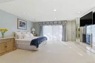 30 Yale Drive, Manhasset, NY 11030 - Photo 20