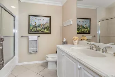 117 Carriage Lane, Plainview, NY 11803 - Photo 18