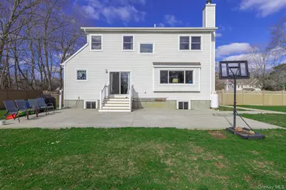 503 Weeks Avenue, Manorville, NY 11949 - Photo 22