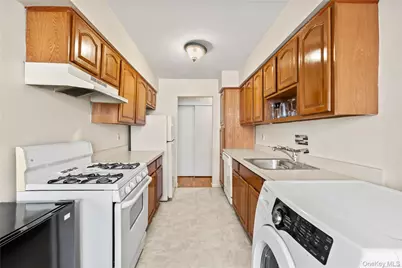 180 Kearsing Parkway #G, Monsey, NY 10952 - Photo 8