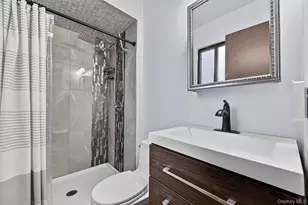 22 Cambridge Cir, Monroe, NY 10950 - Photo 22