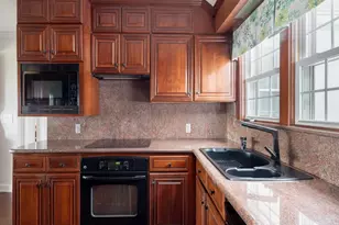 16 Point Rd, Bellport, NY 11713 - Photo 18