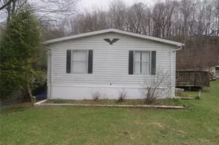 621 Sheafe Rd, Poughkeepsie, NY 12601 - Photo 4