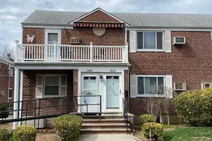 264-15 Langston Ave, Glen Oaks, NY 11004 - Photo 1