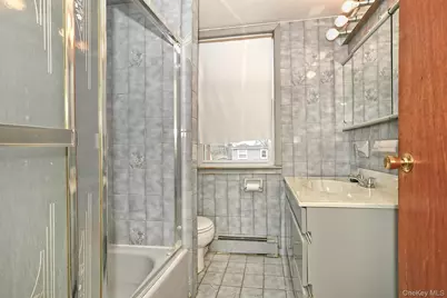 86 Gotham Avenue, Elmont, NY 11003 - Photo 12