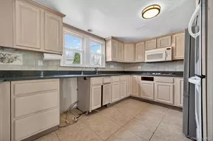 87 8th Ave, Huntington Station, NY 11746 - Photo 16