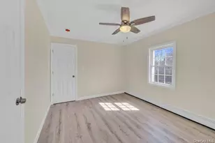 37 Oklahoma Ave, Bay Shore, NY 11706 - Photo 8