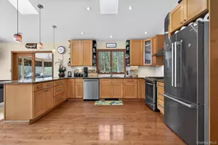 139 York Lake Estates Rd, Barryville, NY 12719 - Photo 10