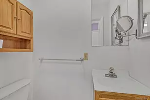 5 Kenny Ln, Kiamesha Lake, NY 12751 - Photo 12