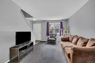 5 Kenny Ln, Kiamesha Lake, NY 12751 - Photo 10