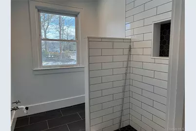129 Washington Avenue #1 Side, Pleasantville, NY 10570 - Photo 6