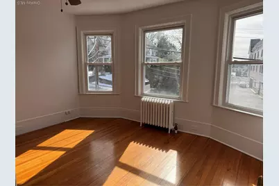 129 Washington Avenue #1 Side, Pleasantville, NY 10570 - Photo 4