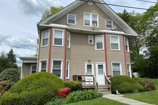 129 Washington Ave, Pleasantville, NY 10570 - Photo 2