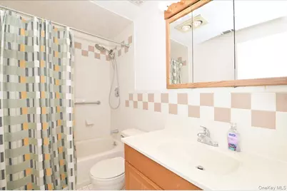 271 Birchwood Road, Medford, NY 11763 - Photo 16