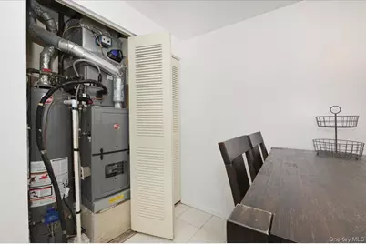 271 Birchwood Road, Medford, NY 11763 - Photo 18