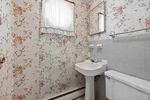 43 Village Ln, Hauppauge, NY 11788 - Photo 20