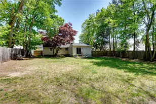 108 Marshall Dr, Selden, NY 11784 - Photo 18