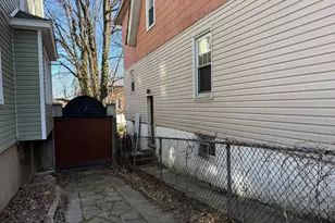 3814 Secor Ave, Bronx, NY 10466 - Photo 4