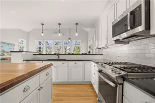 152 Forest Dr, Mount Kisco, NY 10549 - Photo 8