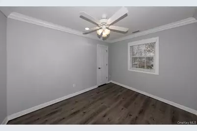 524 Tudor Lane #524, Middle Island, NY 11953 - Photo 6