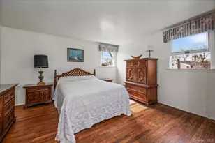 145 Raleigh Ln, West Islip, NY 11795 - Photo 14