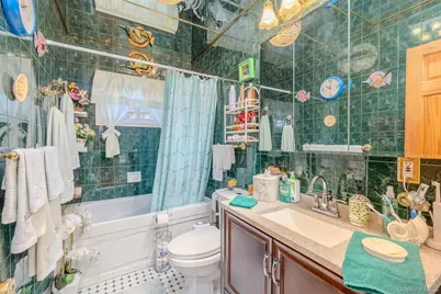 49 Ann Drive E, Freeport, NY 11520 - Photo 14