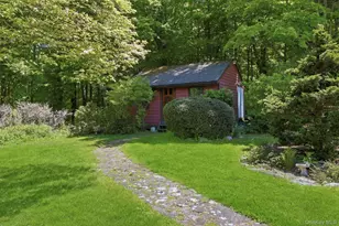 8 Elmer Galloway Rd, Katonah, NY 10536 - Photo 46