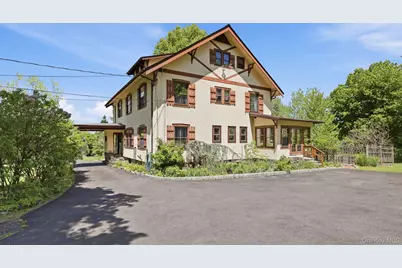8 Elmer Galloway Road, Katonah, NY 10536 - Photo 2