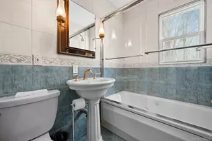 281 Woodacres Rd, Patchogue, NY 11772 - Photo 10