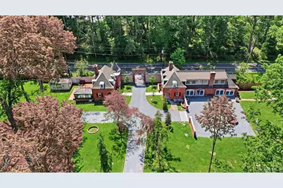 22 Brookville Road, Muttontown, NY 11545 - Photo 1