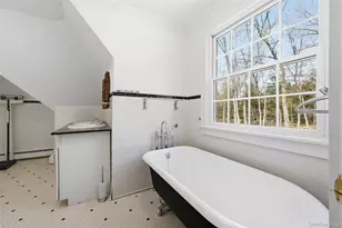22 Brookville Rd, Muttontown, NY 11545 - Photo 28
