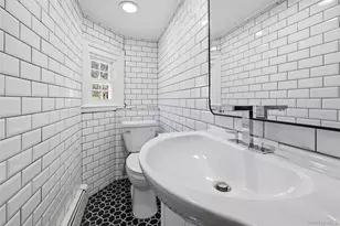 22 Brookville Rd, Muttontown, NY 11545 - Photo 40