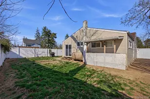 108 Fourth St, Brentwood, NY 11717 - Photo 2