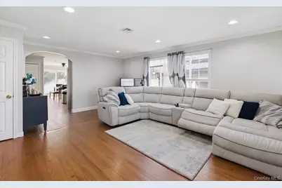 108 4th Street, Brentwood, NY 11717 - Photo 20