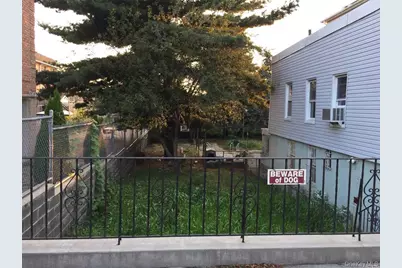 1008 Crescent Street, Brooklyn, NY 11208 - Photo 2