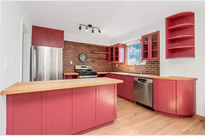 2768 Netherland Avenue, Bronx, NY 10463 - Photo 8