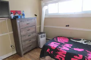 8 Lion Ln, North Babylon, NY 11703 - Photo 12