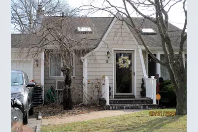 8 Lion Lane, North Babylon, NY 11703 - Photo 1