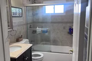 8 Lion Ln, North Babylon, NY 11703 - Photo 16