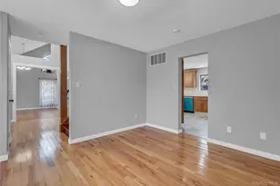 242 Trout Brook Ln, Aquebogue, NY 11901 - Photo 8