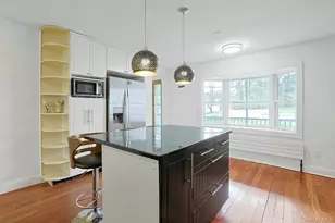 200 Bardonia Rd, Bardonia, NY 10954 - Photo 8