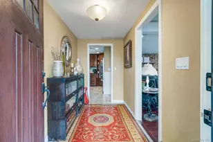 6 Strawberry Hill Ln, West Nyack, NY 10994 - Photo 4