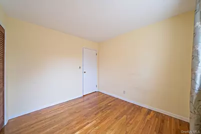 344 Woods Road, North Babylon, NY 11703 - Photo 18