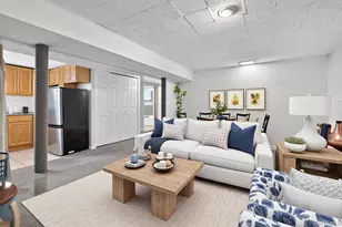 7 Phyllis Dr, East Northport, NY 11731 - Photo 12